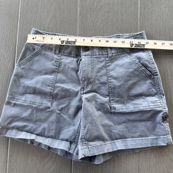 Women's Magellan Outdoor Gray Casual Shorts Cotton Size 6 - Picture 6 of 9